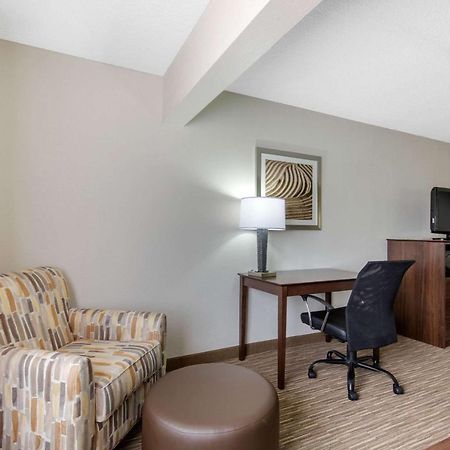 Quality Inn & Suites Mountain Home North מראה חיצוני תמונה