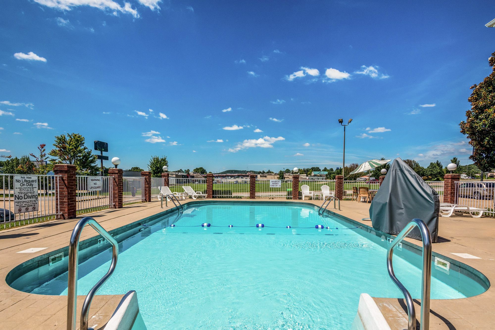 Quality Inn & Suites Mountain Home North מראה חיצוני תמונה