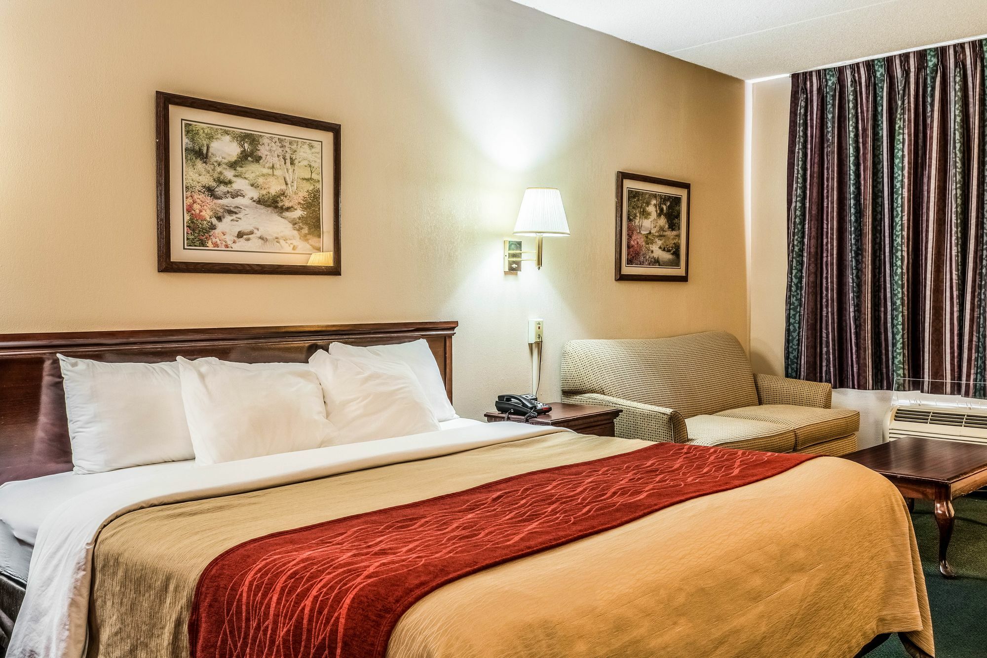Quality Inn & Suites Mountain Home North מראה חיצוני תמונה